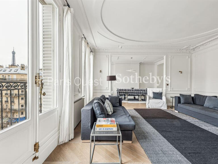 Apartment Paris 16e - 3 bedrooms - 182m²