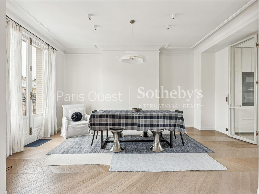 Apartment Paris 16e