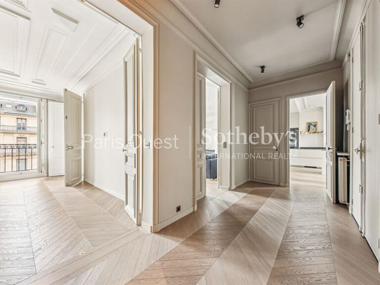 Apartment Paris 16e - 3 bedrooms - 182m²