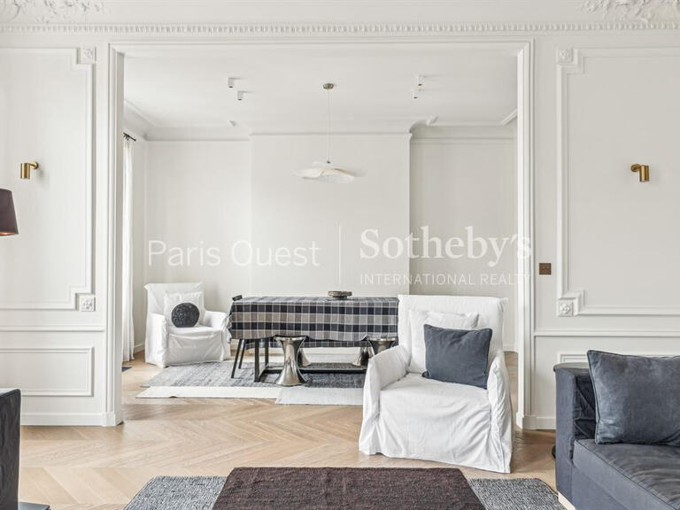 Apartment Paris 16e - 3 bedrooms - 182m²