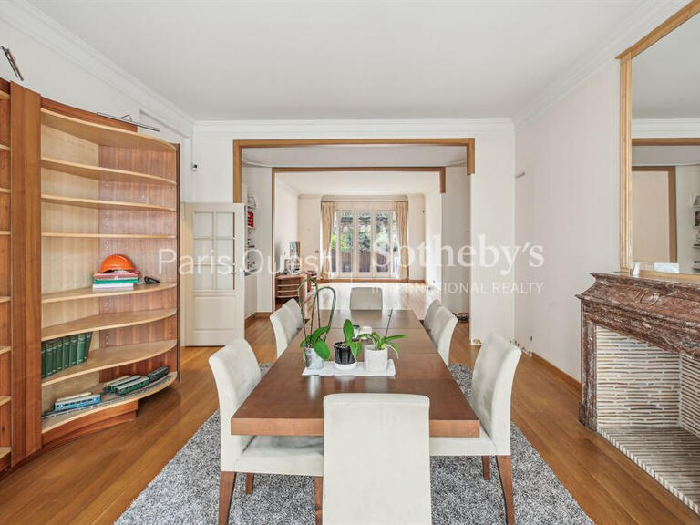 Apartment Paris 16e - 3 bedrooms - 175m²