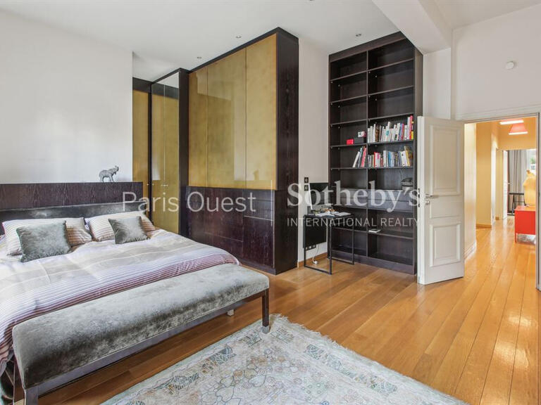 Apartment Paris 16e - 3 bedrooms - 175m²