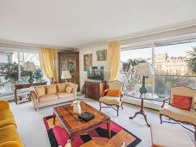 Apartment Paris 16e - 3 bedrooms - 155m²