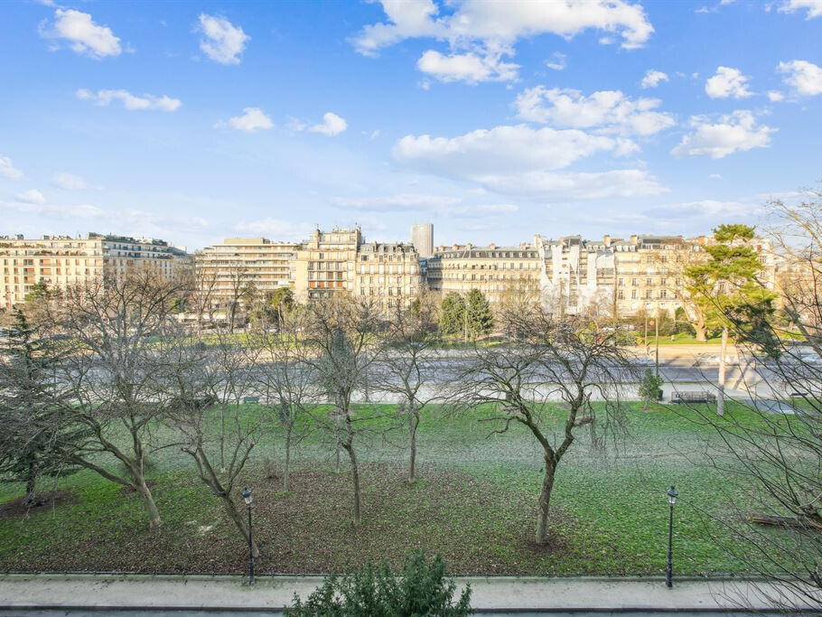 Apartment Paris 16e