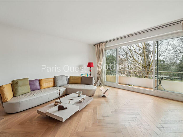 Appartement Paris 16e - 2 chambres - 103m²