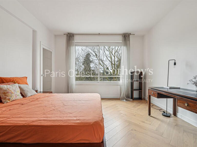 Appartement Paris 16e - 2 chambres - 103m²