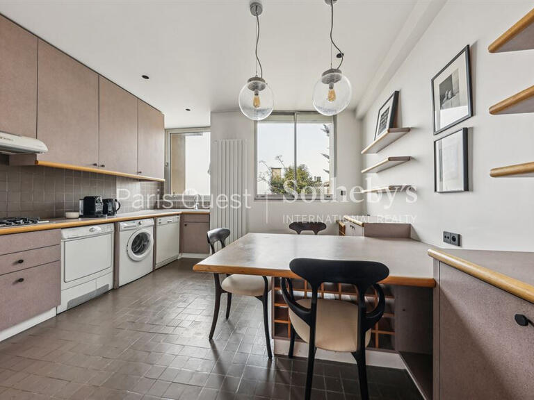 Apartment Paris 16e - 2 bedrooms - 195m²