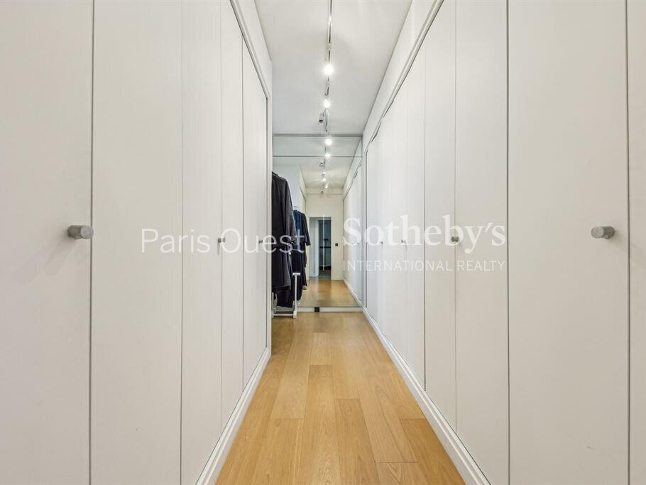 Apartment Paris 16e