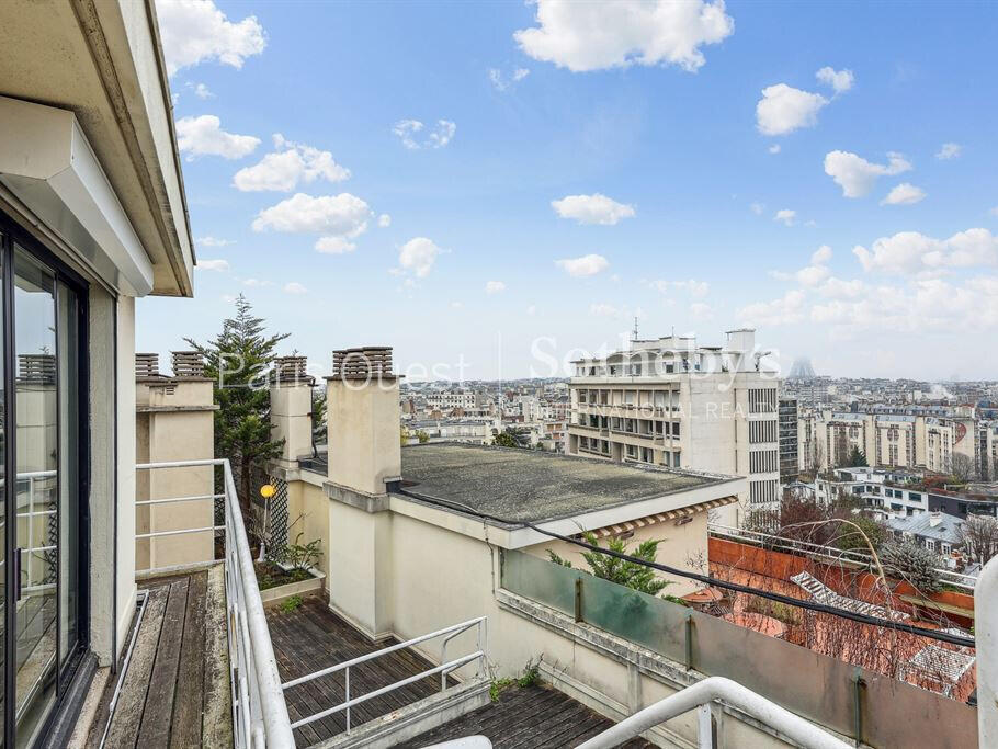 Apartment Paris 16e