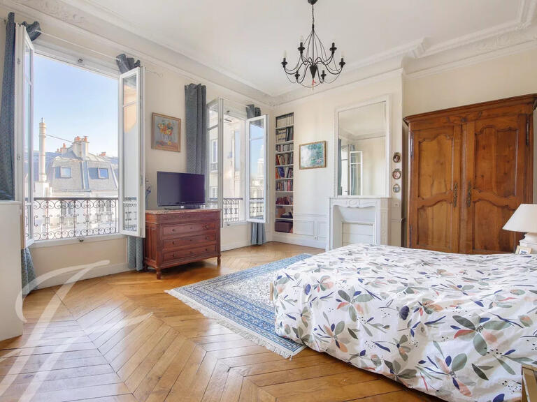 Apartment Paris 16e - 4 bedrooms - 252m²