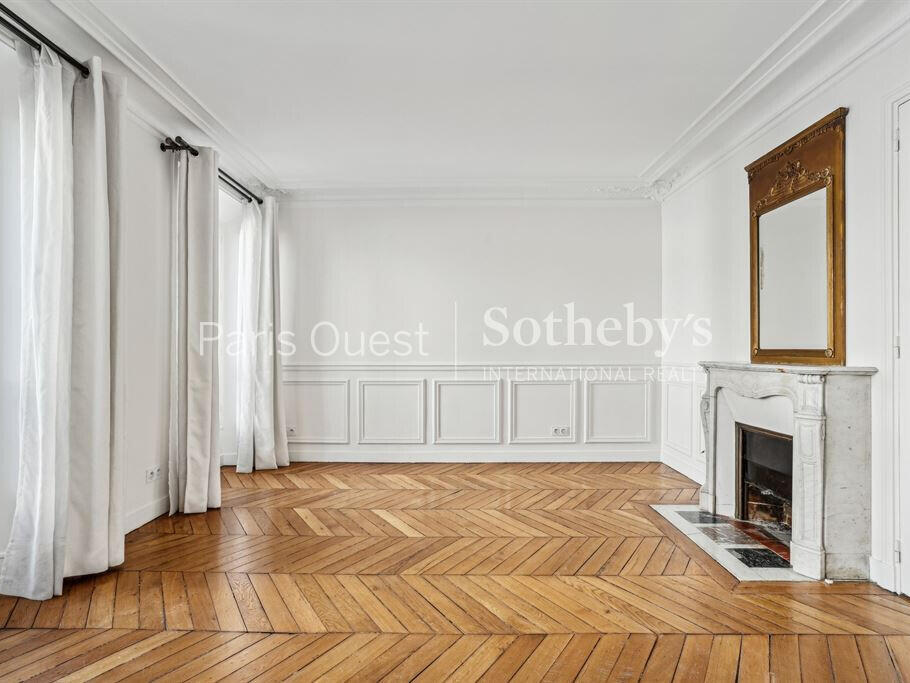 Apartment Paris 16e