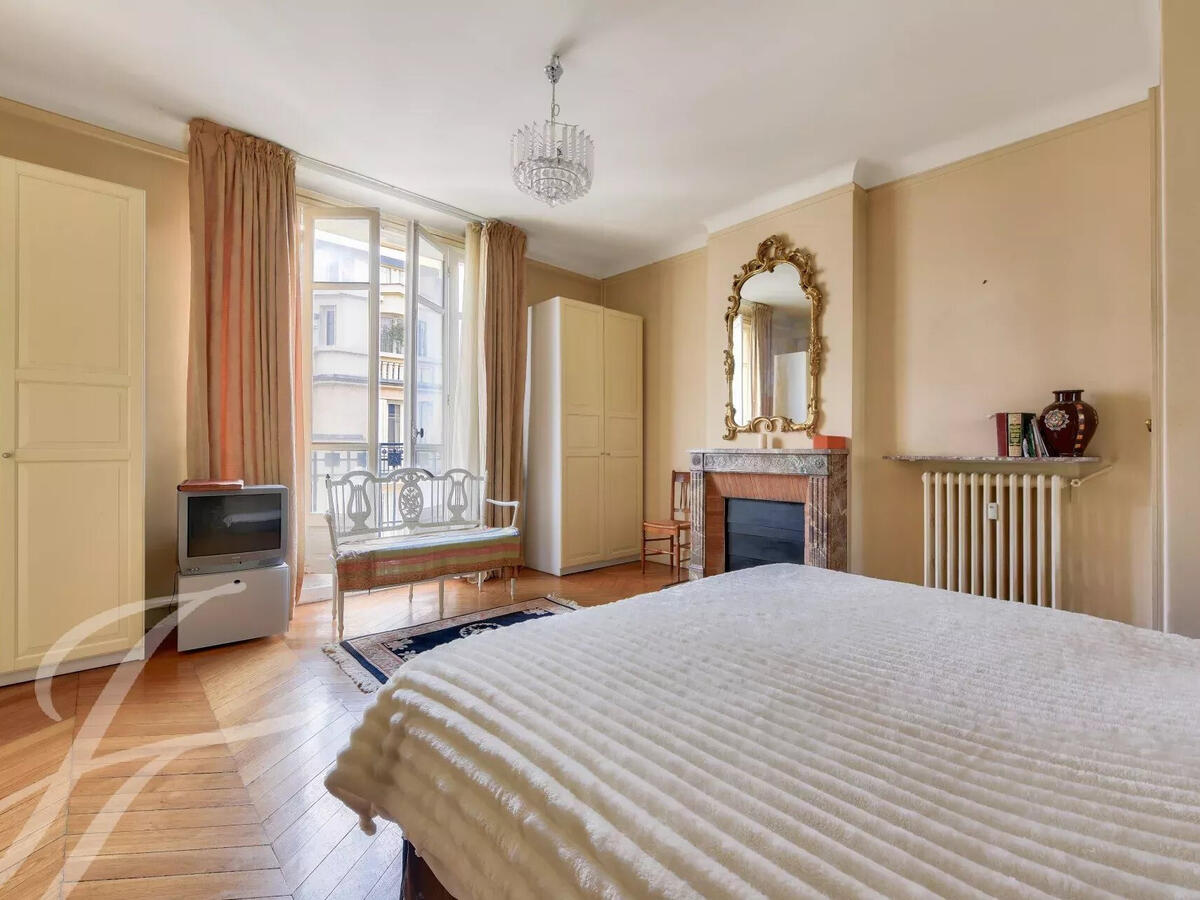 Apartment Paris 16e