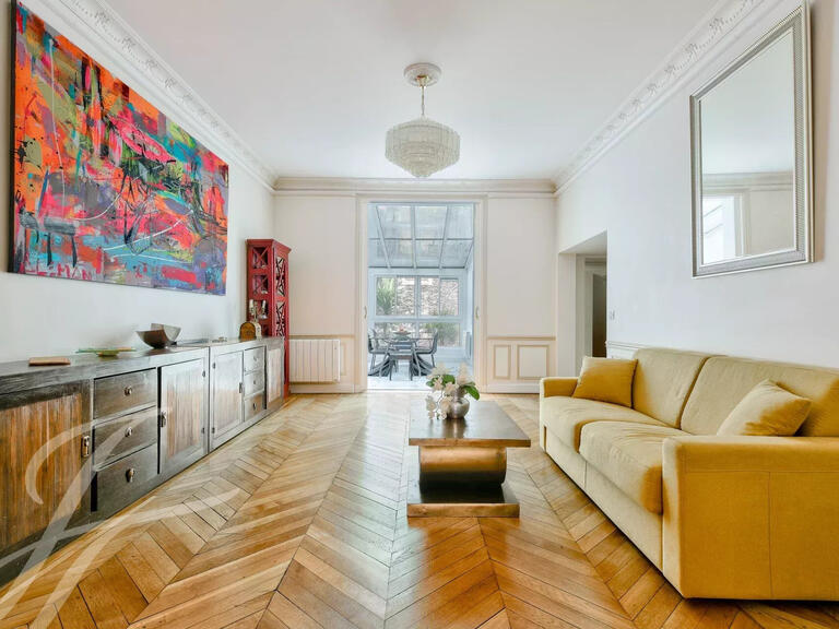 Apartment Paris 16e - 2 bedrooms - 124m²