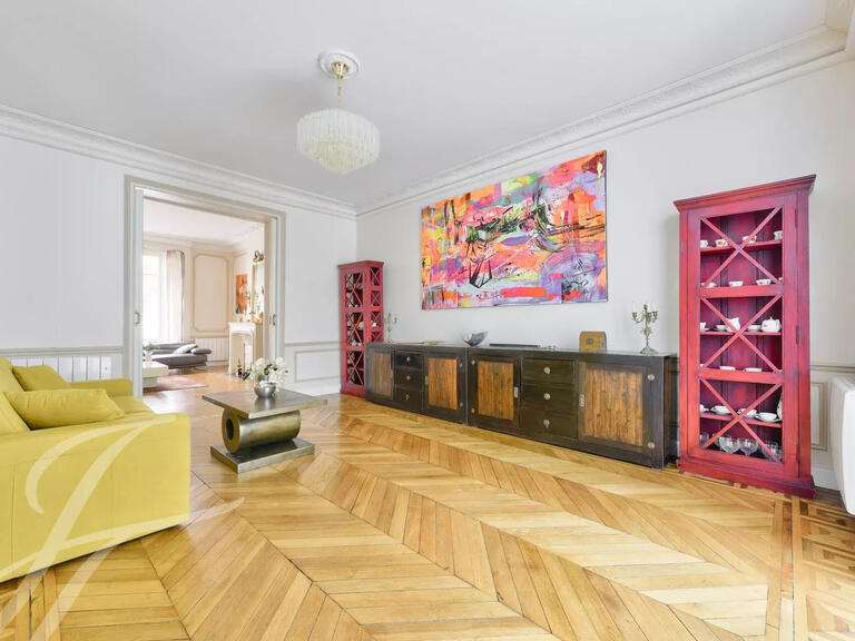 Apartment Paris 16e - 2 bedrooms - 124m²