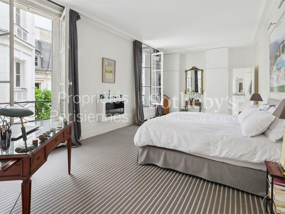 Apartment Paris 16e