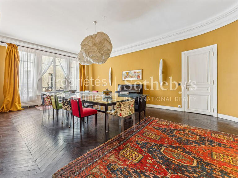 Appartement Paris 16e - 5 chambres - 371m²