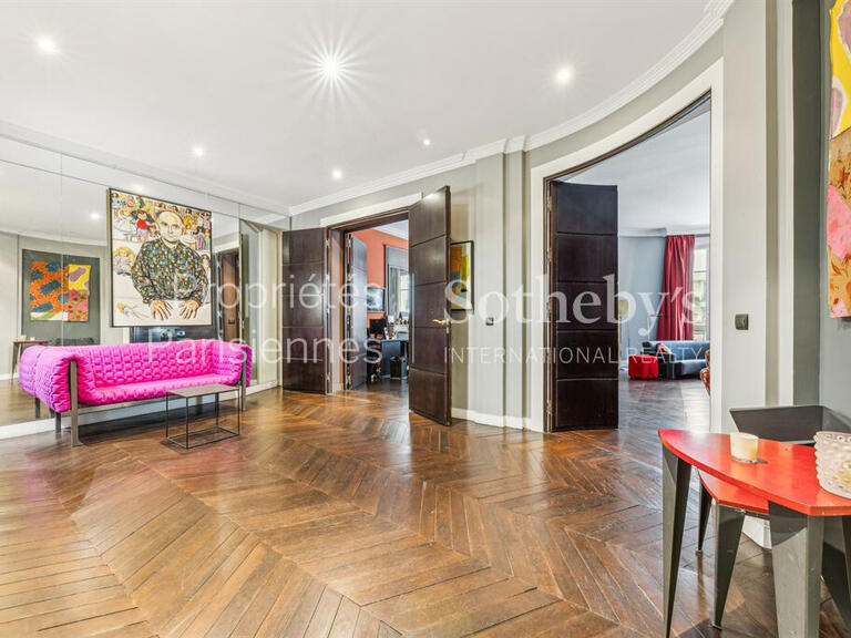 Appartement Paris 16e - 5 chambres - 371m²