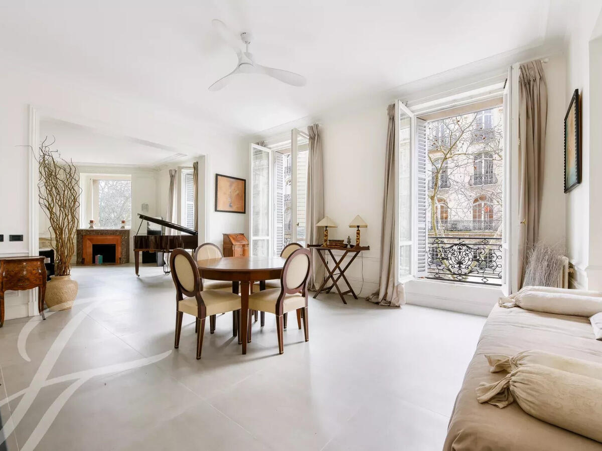 Apartment Paris 16e