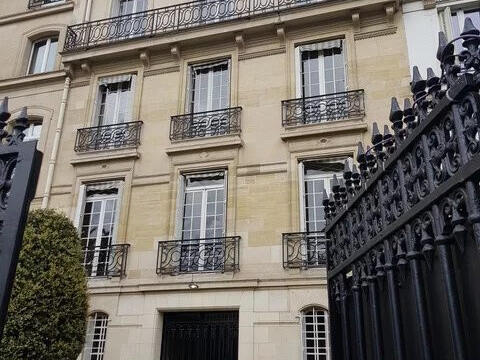 Mansion Paris 16e - 10 bedrooms - 509m²