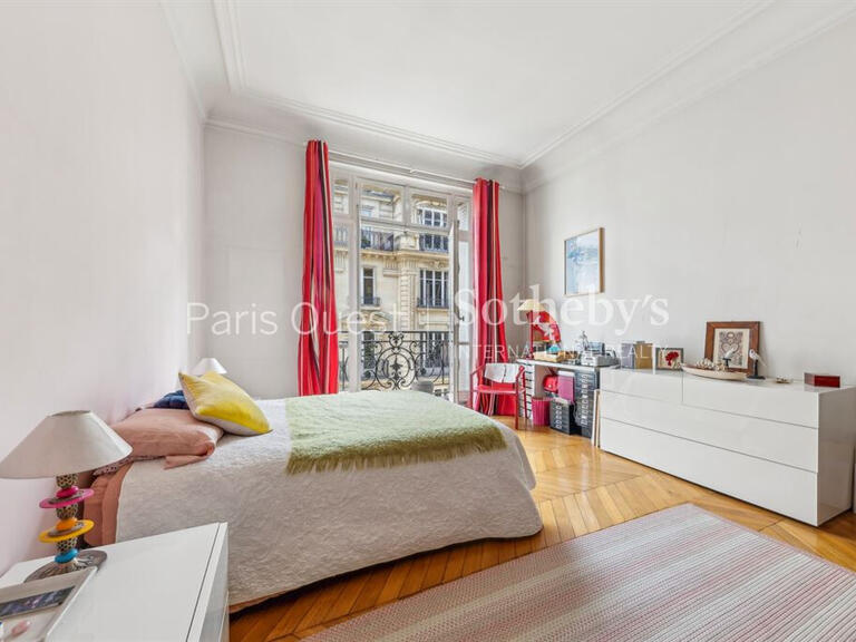 Vente Appartement Paris 17e - 7 chambres