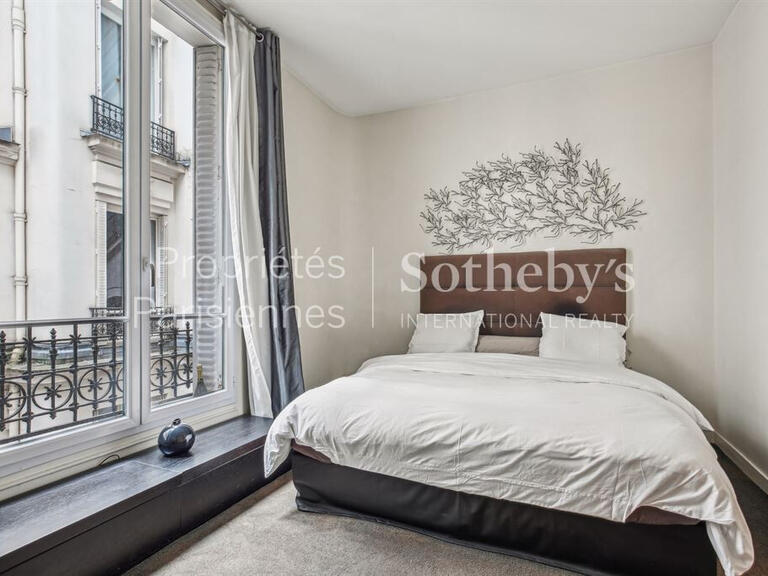 Sale Apartment Paris 17e - 4 bedrooms
