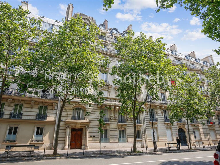 Sale Apartment Paris 17e - 4 bedrooms