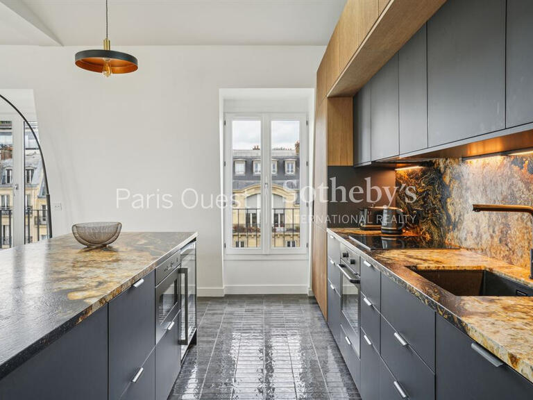 Location Appartement Paris 17e - 3 chambres