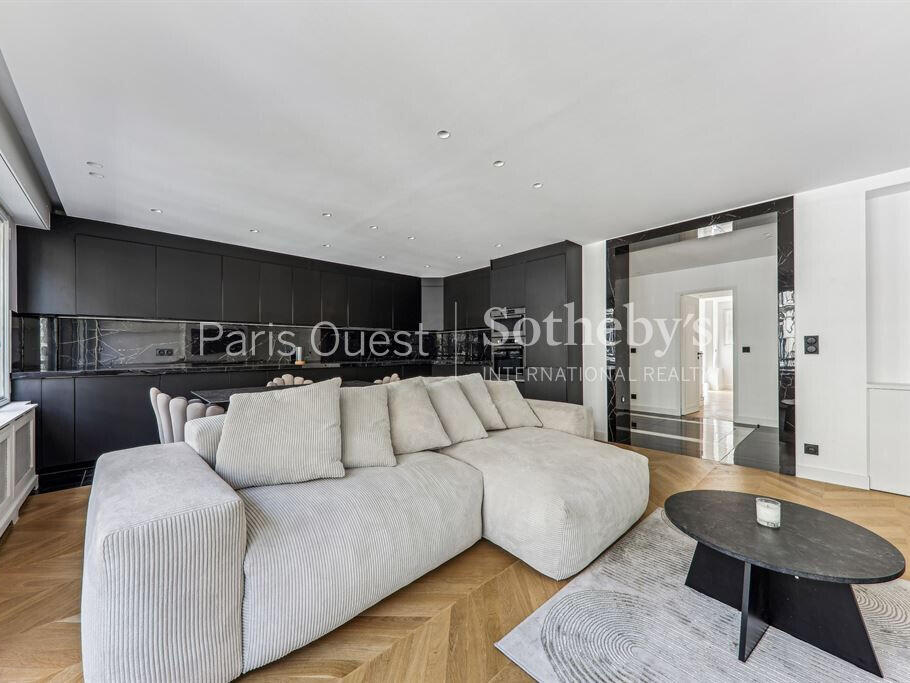 Apartment Paris 17e