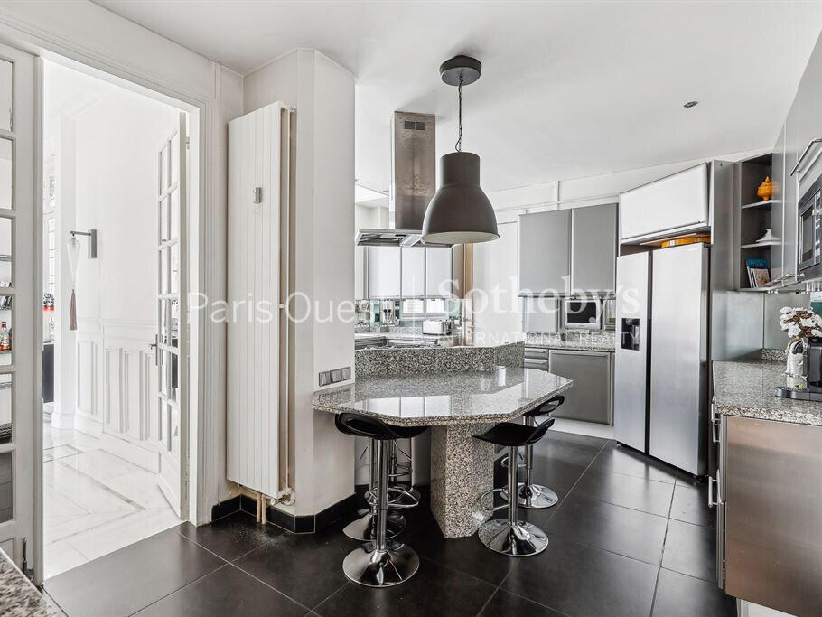 Apartment Paris 17e