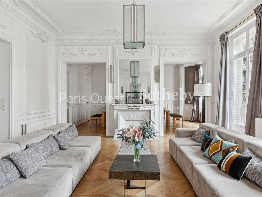 Apartment Paris 17e