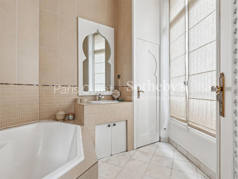 Apartment Paris 17e