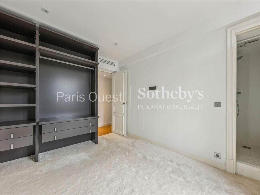 Apartment Paris 17e