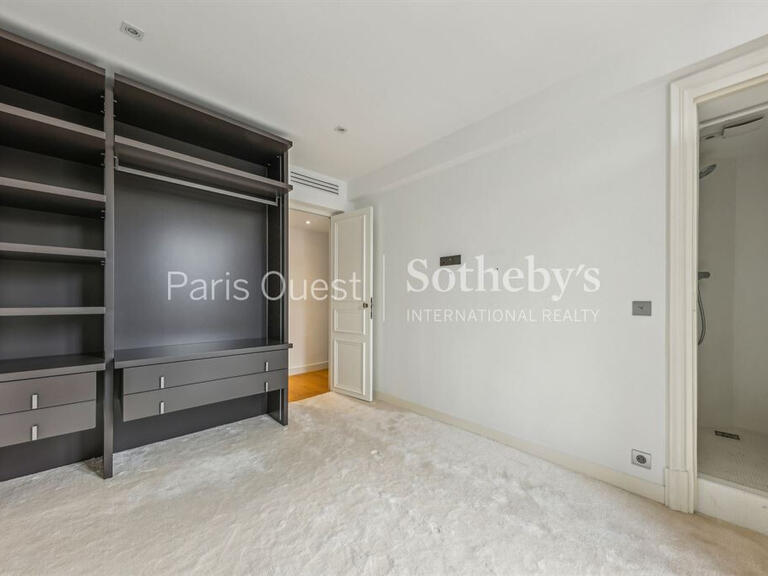 Apartment Paris 17e - 3 bedrooms - 205m²