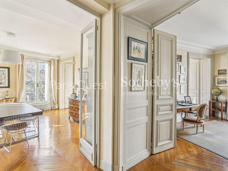 Apartment Paris 17e