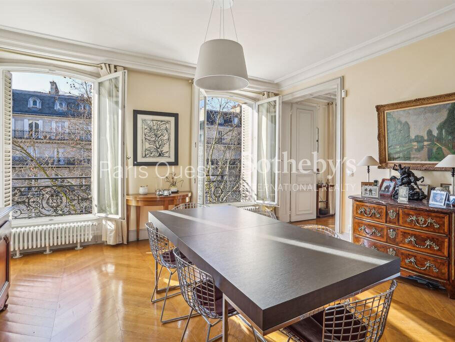 Apartment Paris 17e