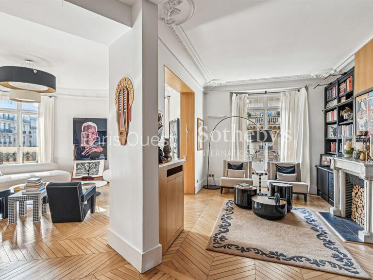 Appartement Paris 17e - 4 chambres - 215m²