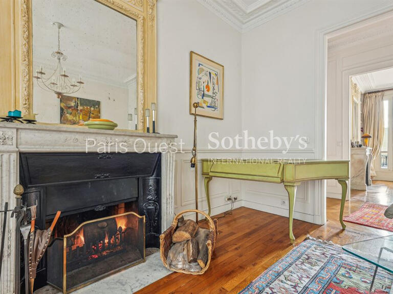 Appartement Paris 17e - 4 chambres - 166m²