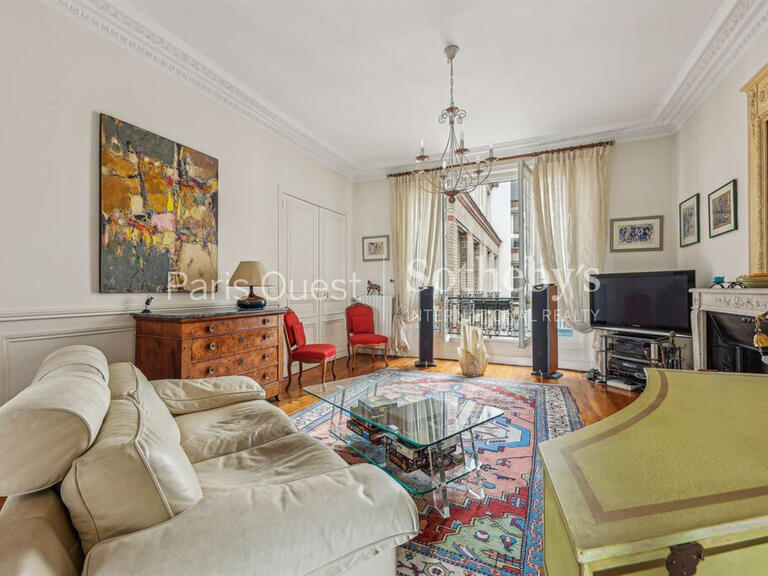 Appartement Paris 17e - 4 chambres - 166m²