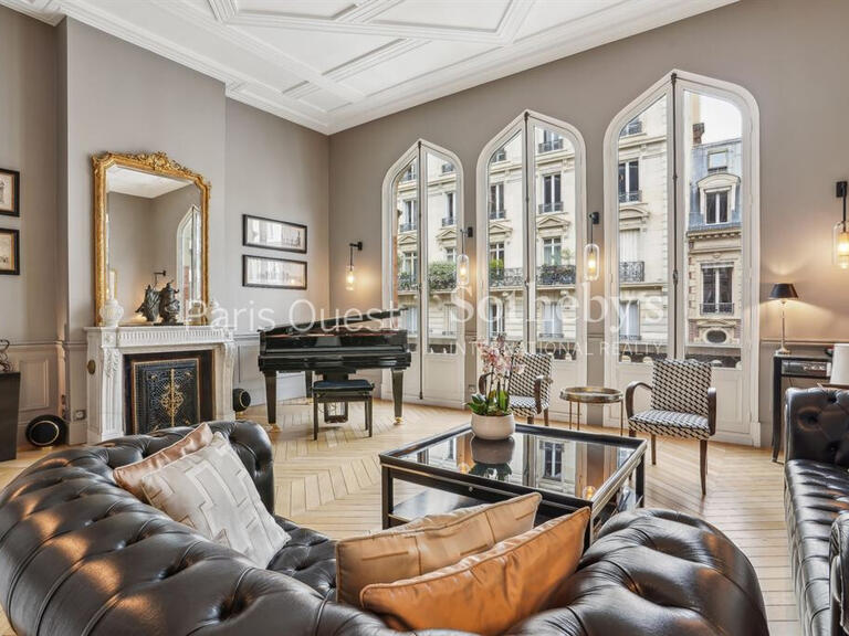 Maison Paris 17e - 6 chambres - 245m²