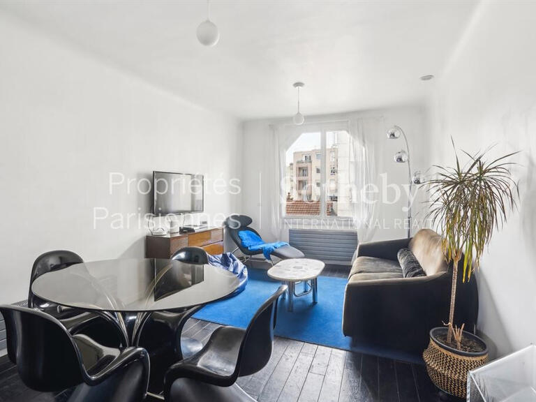 Sale Apartment Paris 18e - 3 bedrooms