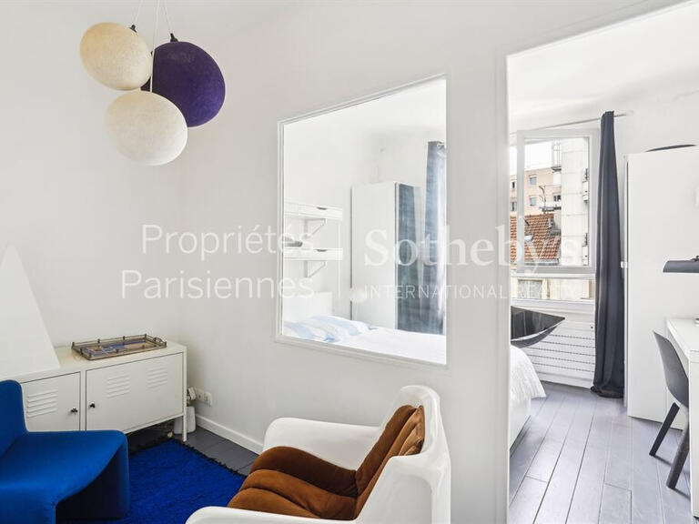 Sale Apartment Paris 18e - 3 bedrooms