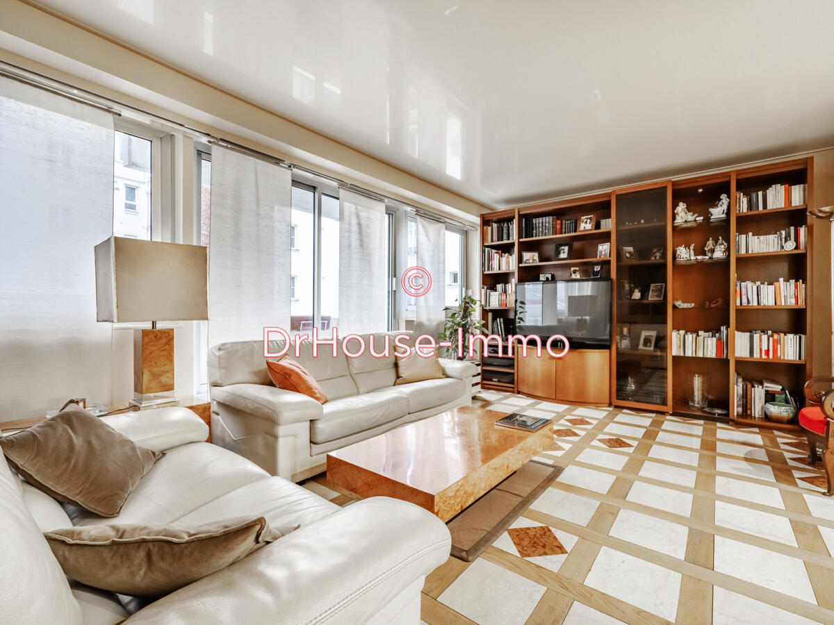 Apartment Paris 18e