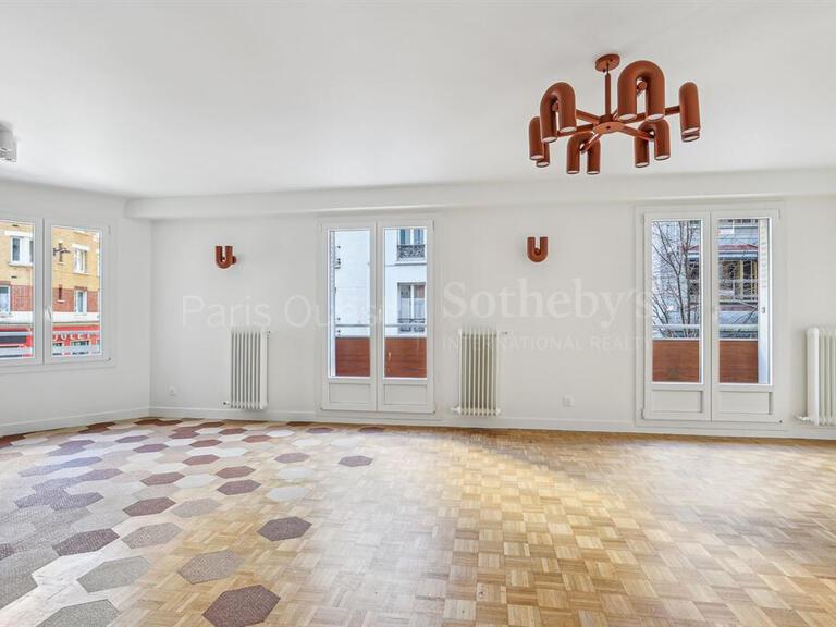 Appartement Paris 18e - 2 chambres - 86m²