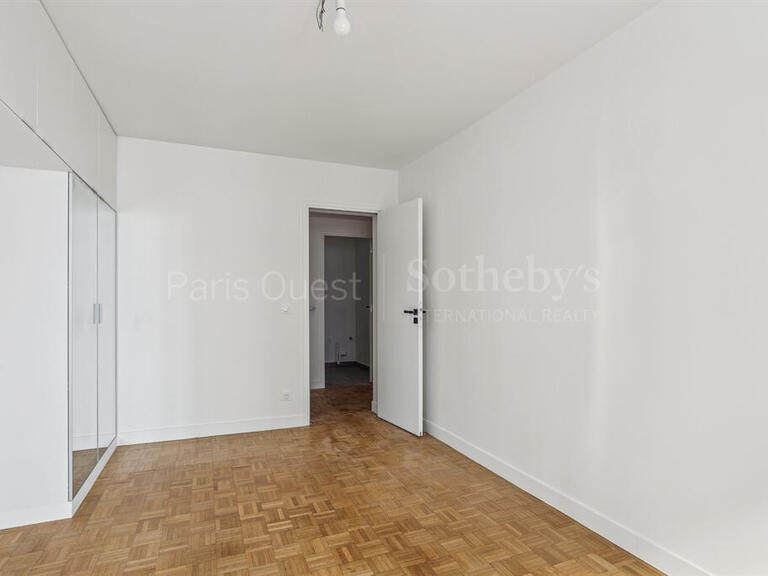 Appartement Paris 18e - 2 chambres - 86m²