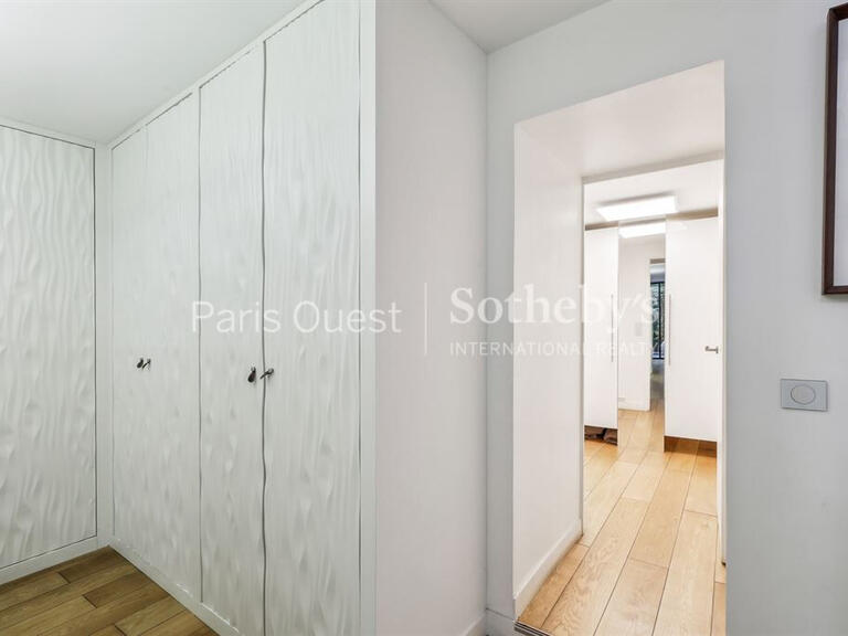 House Paris 18e - 2 bedrooms - 177m²