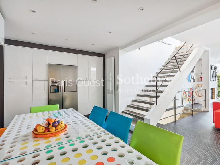 House Paris 18e - 2 bedrooms - 177m²