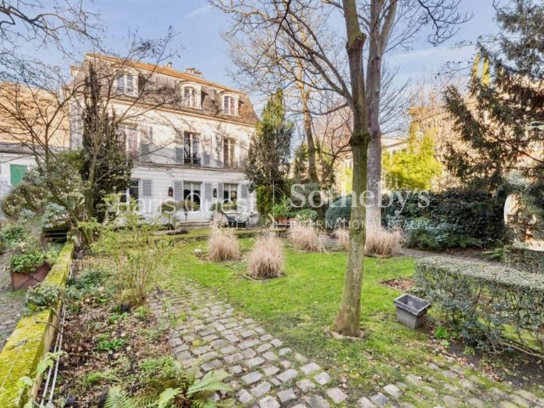 House Paris 18e - 4 bedrooms - 390m²