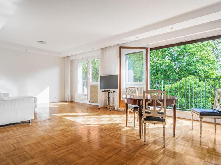 Sale Apartment Paris 19e - 3 bedrooms