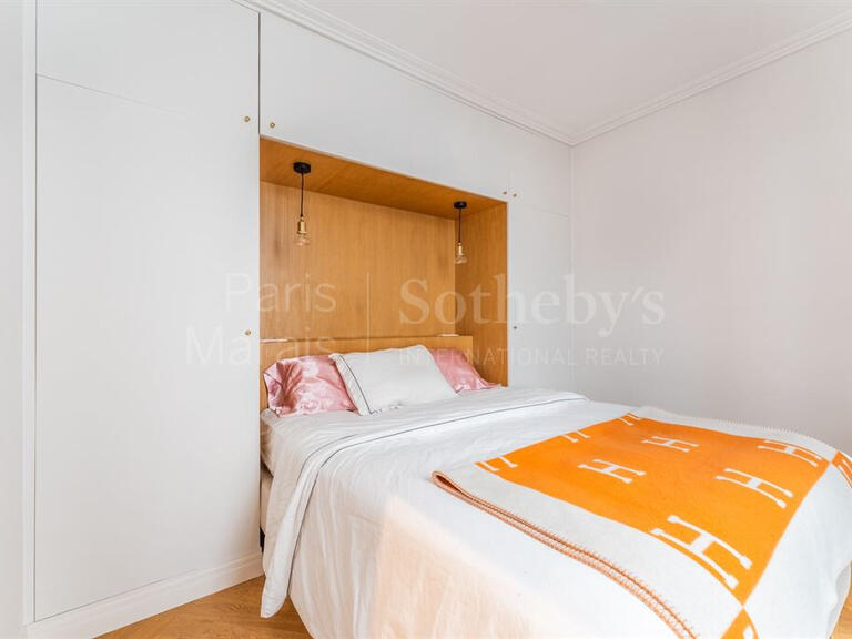 Apartment Paris 1er - 3 bedrooms - 310m²