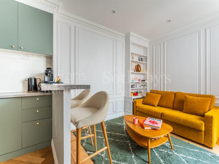 Apartment Paris 1er - 3 bedrooms - 310m²